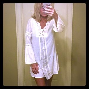 🆕🛍Swimsuit cover up white large never worn